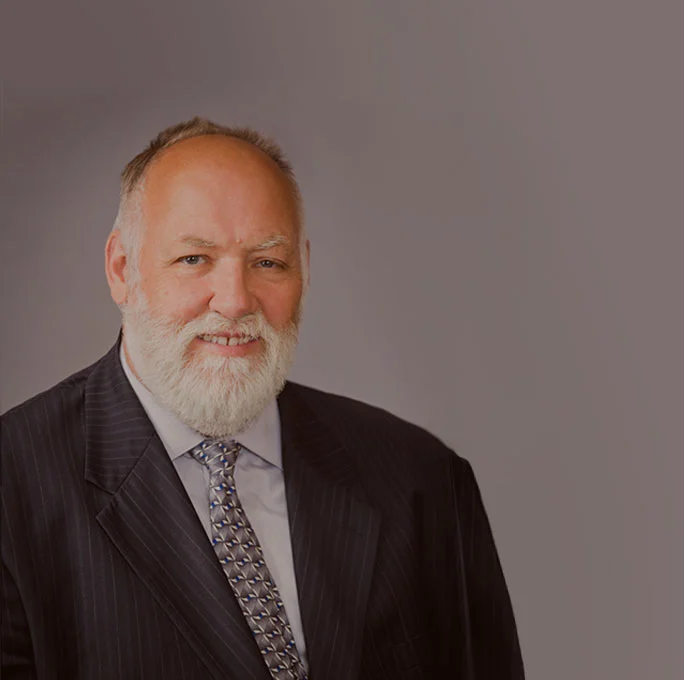 Lyle David Solomon - Principal Attorney at Oak View Law Group